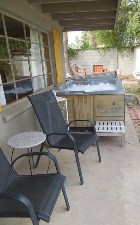 Zenyard Guest House Phoenix Exterior foto